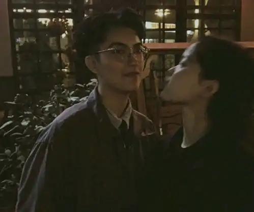 渣男和女生约会时,首选这3个地方,在玩耍中提升关系
