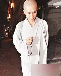 娱乐圈里众明星皈依佛门虔诚的佛教徒
