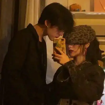 头像壁纸生活奇奇怪怪,而你可可爱爱
