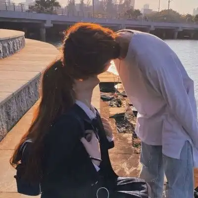 不负学校不负笔情头
