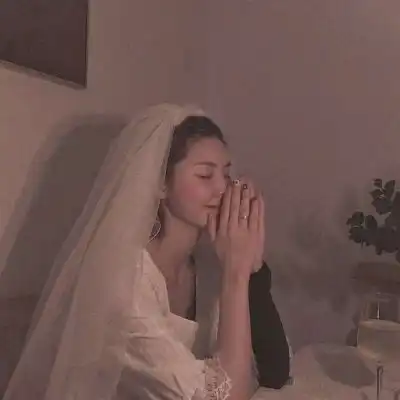 情头一组甜甜的情侣头像

