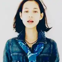 qq头像我爱你与你无关女生
