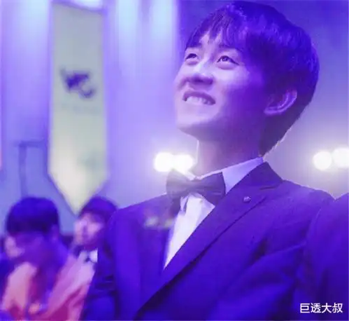 letme曝光小明曾对uzi幸灾乐祸,之后他再也没有说过那句话
