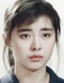 王祖贤的经典电影瞬间,美人风情在骨网友几代人的女神
