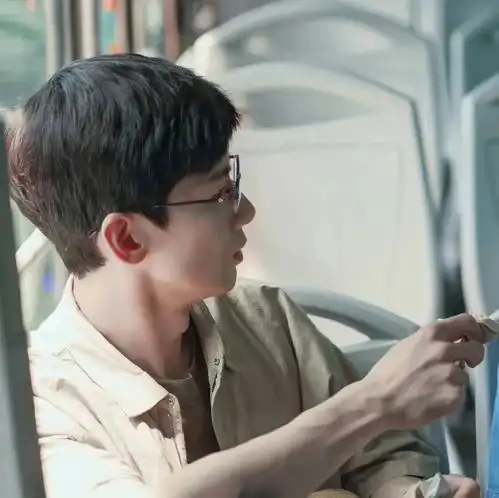 开端情侣头像最后一组绝了
