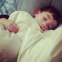 情侣头像我不是故意的,因为我是你的呀
