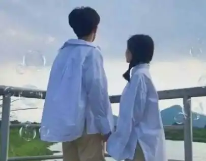 怎么和自己喜欢的人聊天,不会显得尴尬

