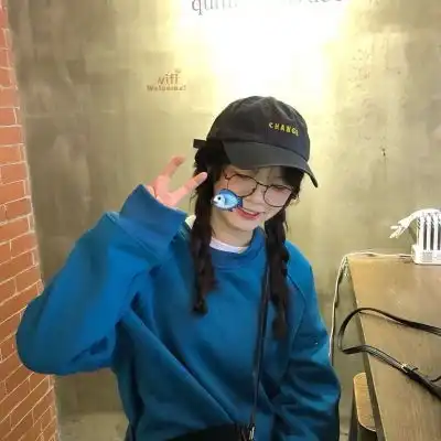 草莓粥小清新ins风女生头像自截女生头像我要个性网
