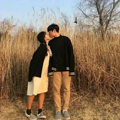 快手情侣头像两人两张一对唯美双人情侣清晰图片
