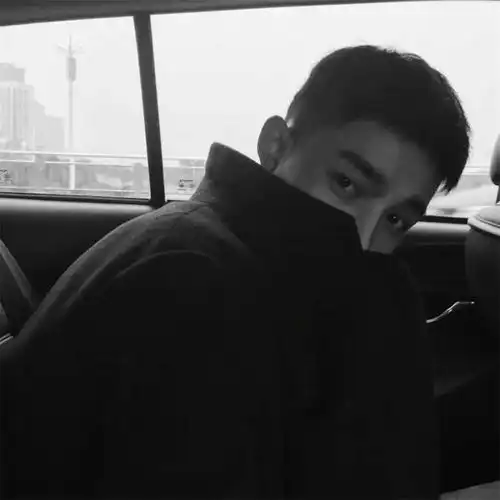 smile丨臭宝,你该换头像了
