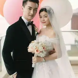 定制陈妍希明星同款婚纱礼服新娘韩式一字肩抹胸孕妇蕾丝大拖尾
