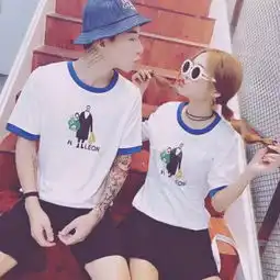 00后清新唯美情侣微博头像一对搞怪秀恩爱情侣专属头像两张

