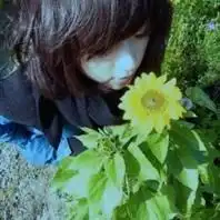 我比较成熟稳重安静,适合我的qq头像和空间头像
