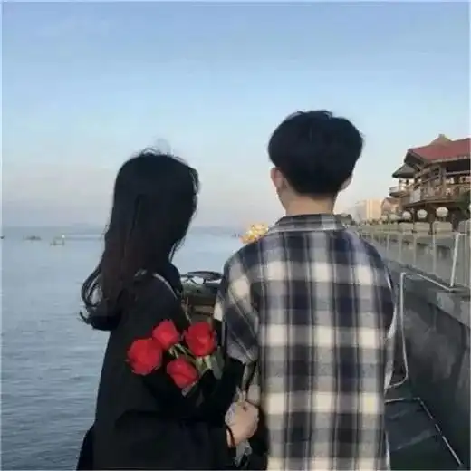 情侣头像彩虹有七种光而你是我的光
