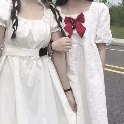 ins文艺闺蜜女生头像
