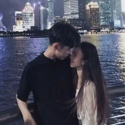 女生说我想你了,傻瓜才回我也想你,高情商都这么回

