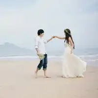 我想我们的婚礼也在海边
