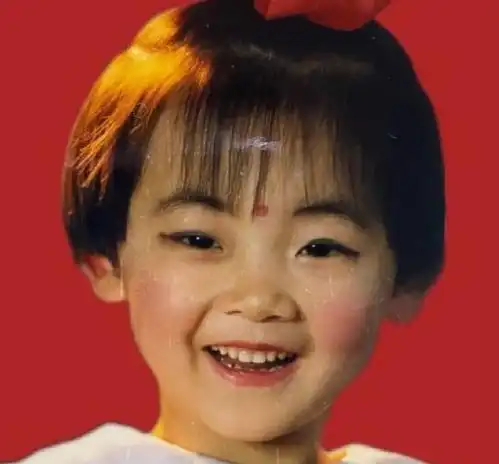 郑恺苗苗婚后频繁秀恩爱,一个跑步健身一个画画养胎,期待小宝宝的到来
