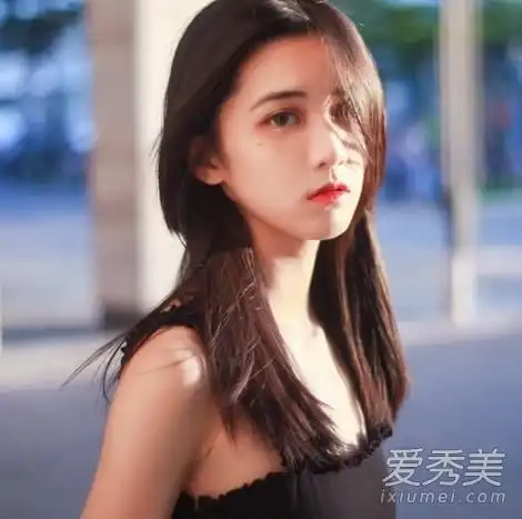 脖子长胖粒怎么办脖子长的脂肪颗粒如何去除
