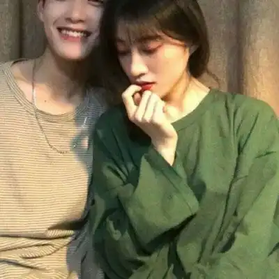 抖音网红情侣头像最美的是你的名字

