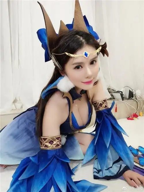 王者荣耀资讯这才是仲夏夜皮肤斗鱼第一胸七哥cos王者荣耀貂蝉游戏手机游戏
