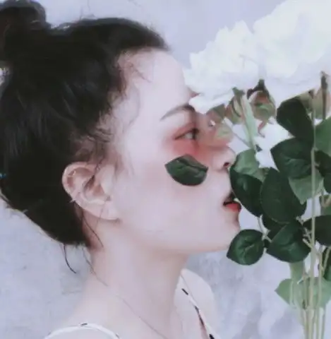 最近火了夕阳脏脏妆头像,天使过于美好,上帝给加上了封印
