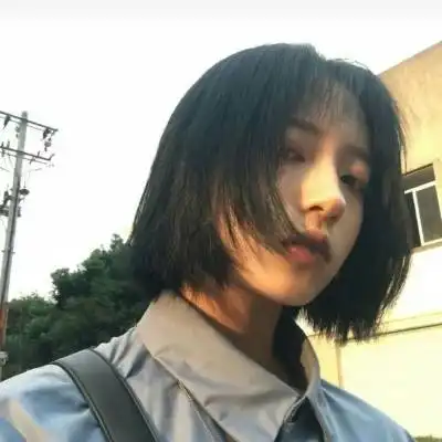 短发女头像唯美有气质短发控女生气质范
