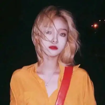 冷漠头像真人女生狠心冷漠绝情的图片
