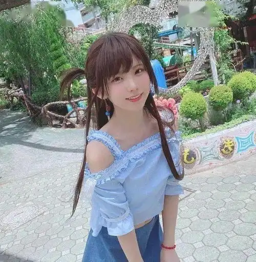 最强人造人暗黑界新晋宅男女神
