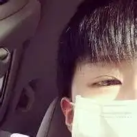 戴口罩动漫头像男生头像黑白头像
