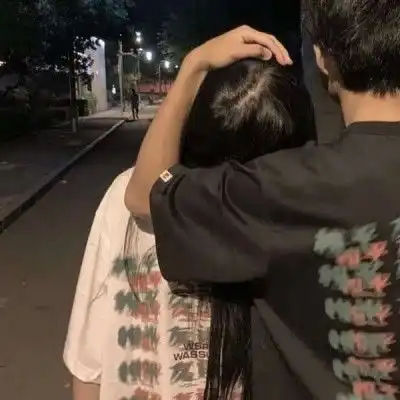 情侣头像丨爱意从风起
