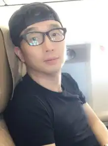 周冬雨个人资料17岁的彤大王个人资料介绍gif快手舞蹈达人拍友汇梦想

