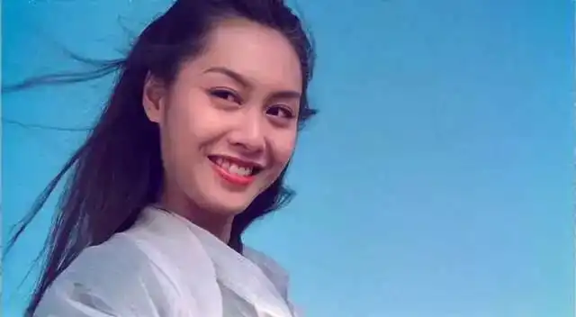 有眼纹老十岁这款眼霜5天卖出1万支,被众多女性称为细纹小熨斗
