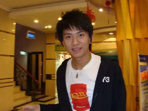 当年初代铠甲勇士的5位主演,如今成了啥样答案已确认
