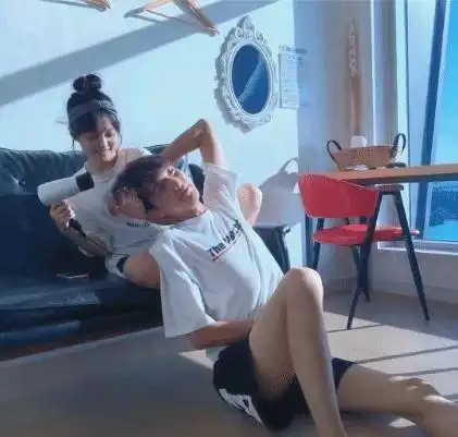 媳妇,嫁给我儿子是你命好,娶到我,才是他命好
