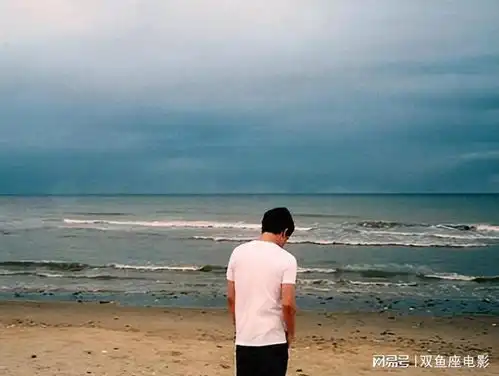 女同事离异后,明知道没有结果,我还是义无反顾爱上她

