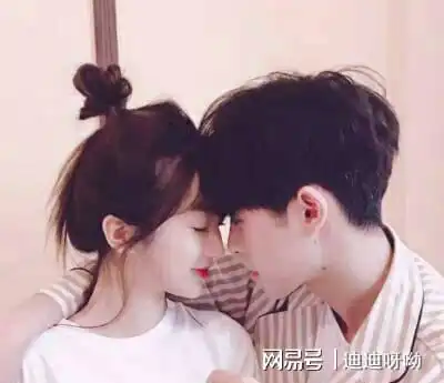 00后有多随意相识一天就同居,姑娘我俩真心相爱
