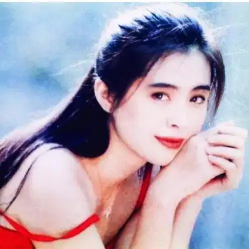 人人称赞的港风复古妆容,原来是这样妆出来,简直美爆了
