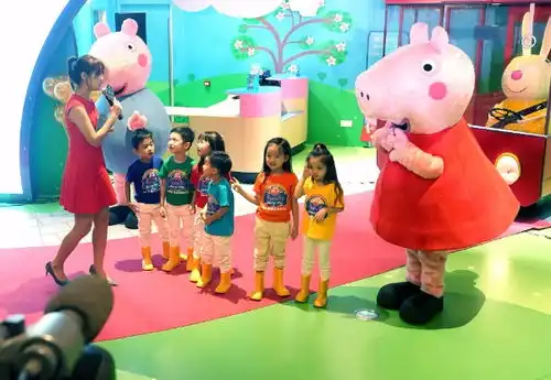 merlintoopenmorepeppapig,legolandattractionsinchina
