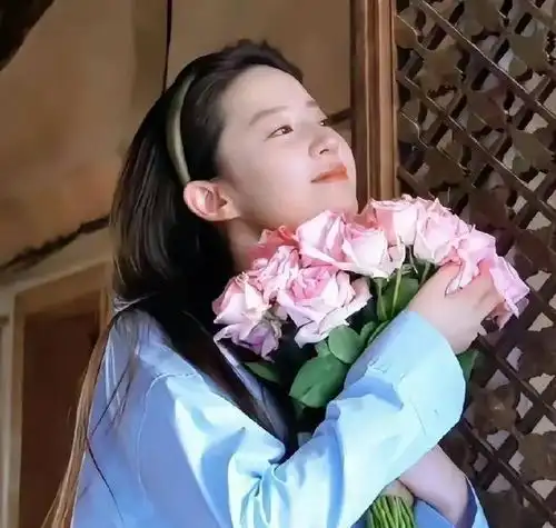 刘亦菲手办花妆的风格能否一改
