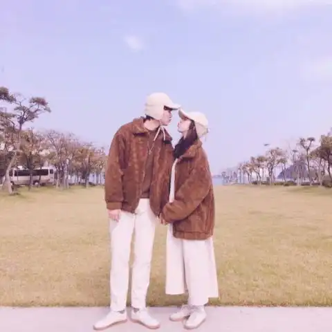 快手里面最流行情侣头像快手清晰情侣专用唯美头像一对

