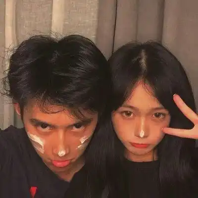 这是一些关于偷偷暗恋的文案,拿去给你喜欢的人表白吧
