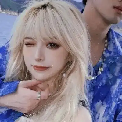 ins真人恩爱情头你对象这个位子情侣头像我要个性网
