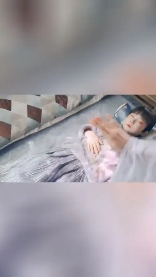 一心报恩的天真小狐狸x热心活泼莲花精沉香如屑不得不说颜淡真的很招女孩子喜欢诶,继绛辰过后,又收录一个小迷妹
