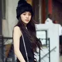 欧阳娜娜小鹿斑比头像
