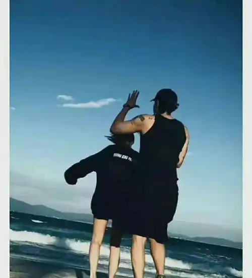 黄子韬否认与徐艺洋恋情,发图片中是乌龙,你怎么看
