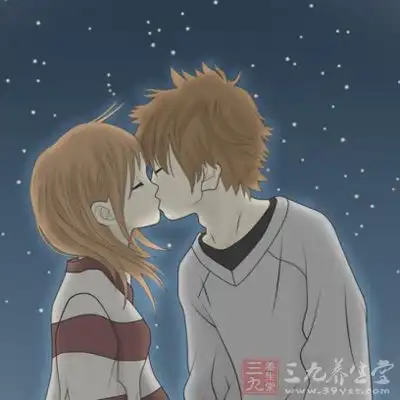 男女亲吻这当心小命不保
