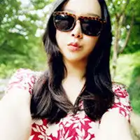 女生头像左边带红帽子卡通别让你的爱人孤独终老
