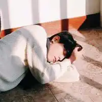 闺蜜头像四人分开四张带字微信头像图片大全
