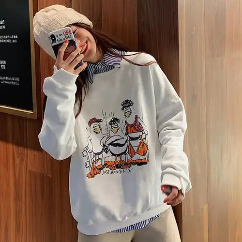 卡通卫衣女士冬季新款连帽潮流韩版宽松短款上衣
